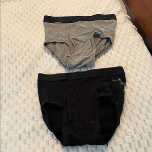 Hanes Men's Black and Gray Underwear Set Size Medium NWOT